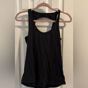 Lululemon tank size 6